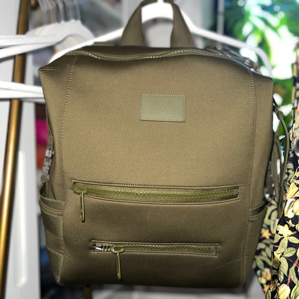 **Chic**  Dagne Dover Large Indi Diaper Backpack (used 1x for photo shoot)